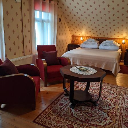 Avinurme Hostel Ngoại thất bức ảnh